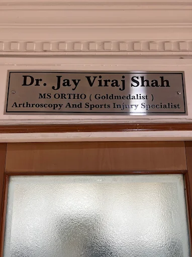 Dr Jay Viraj Shah – MS Ortho (Gold Medalist), Arthroscopy and Sports Injury Specialist